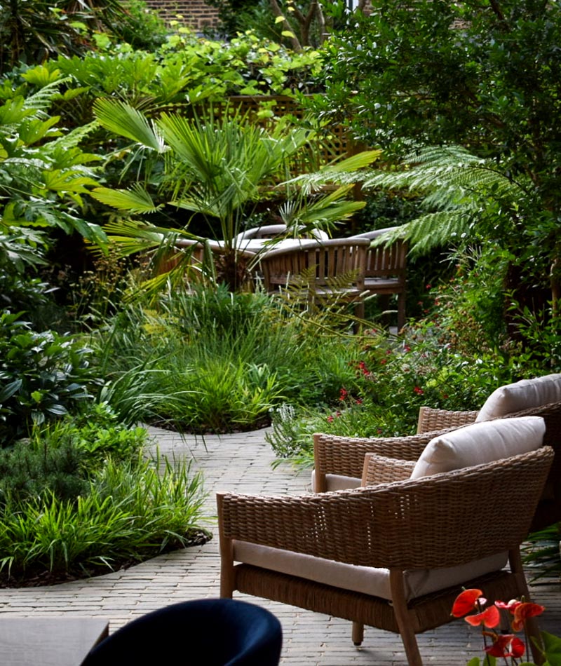 Landspace Design provides landscape gardening & garden design in London, Suffolk, Essex, & the UK.