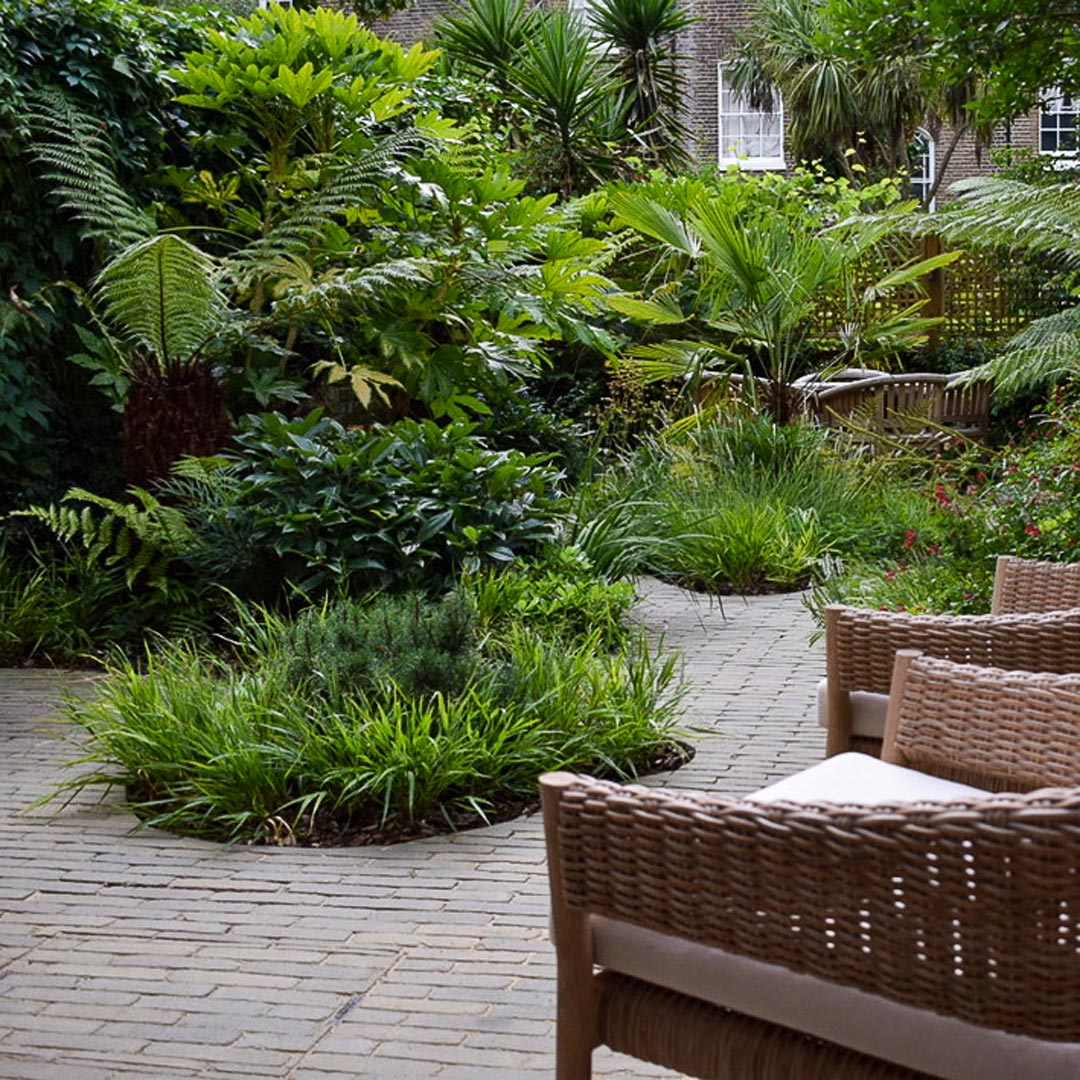 A garden designed to be enjoyed. Multiple seating areas keep the view fresh.