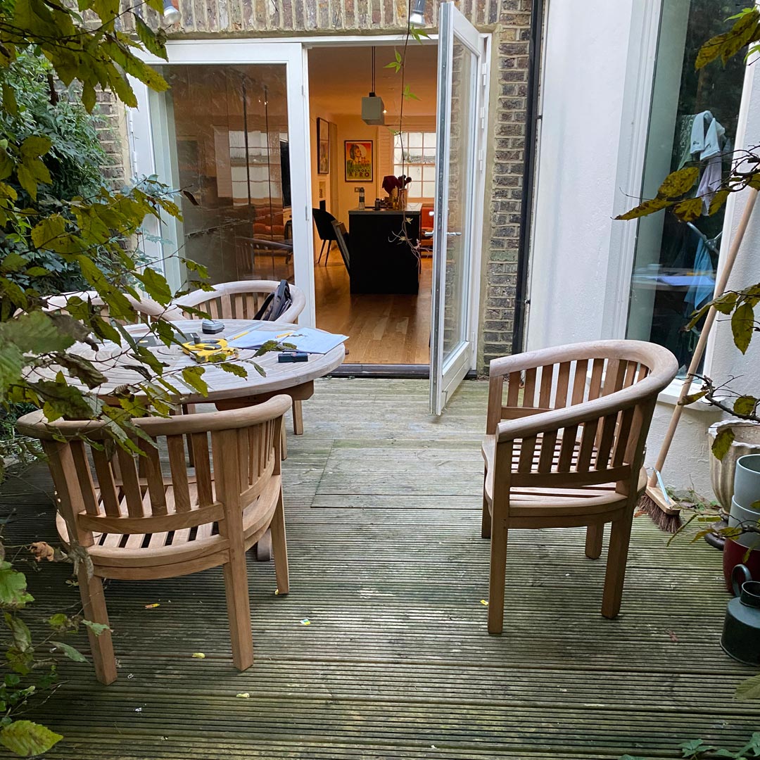 Before the garden renovation the outdoor area was uninviting.