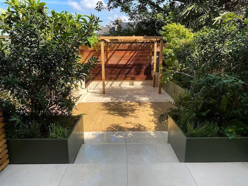 Our skilled team of passionate craftsmen is available to complete all landscaping tasks.